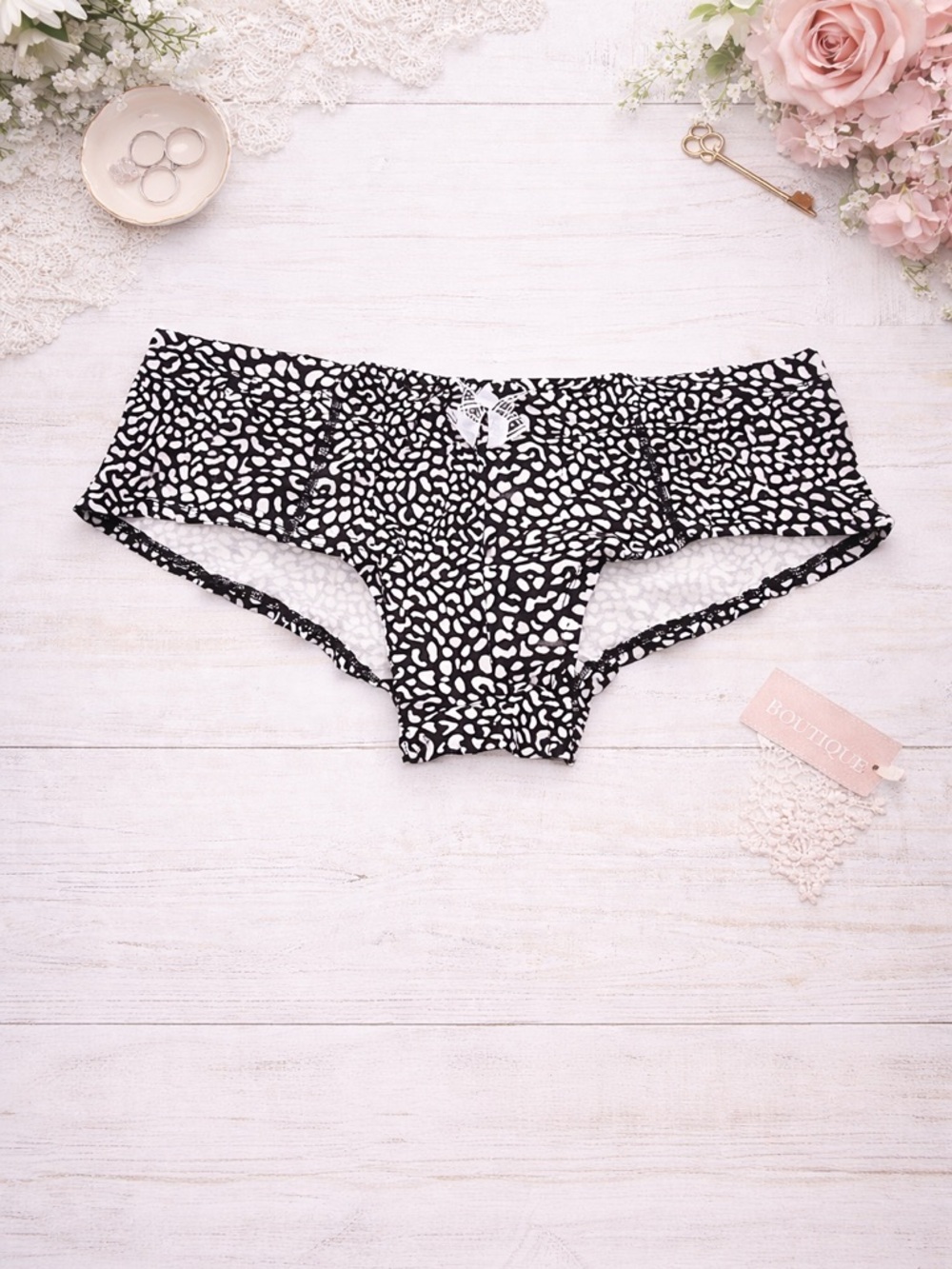 Victoria's Secret NWT Y2K Black and White Animal Print Cheeky Panties Size L